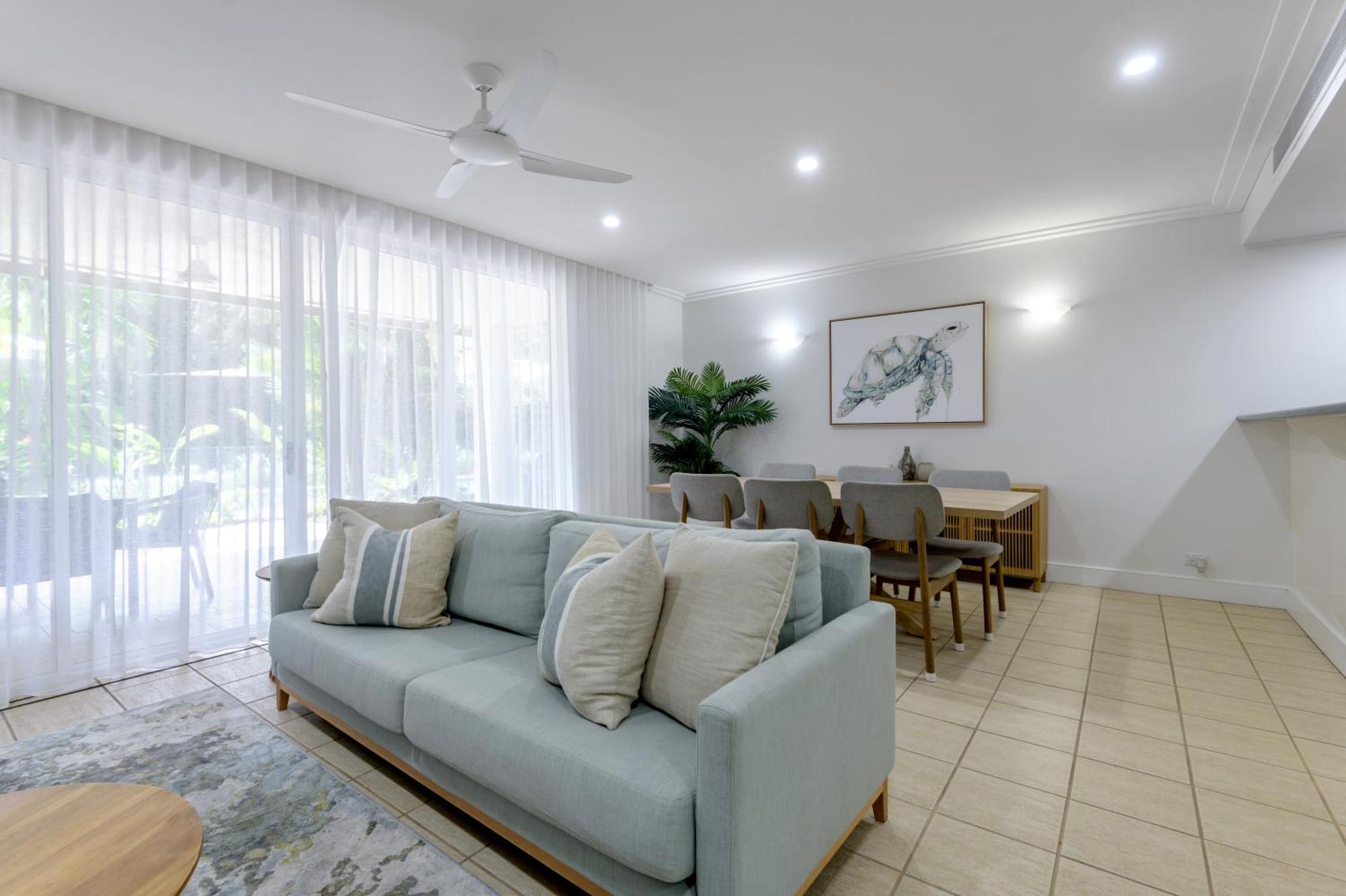 Aparthotel Mandalay Luxury Beachfront Port Douglas