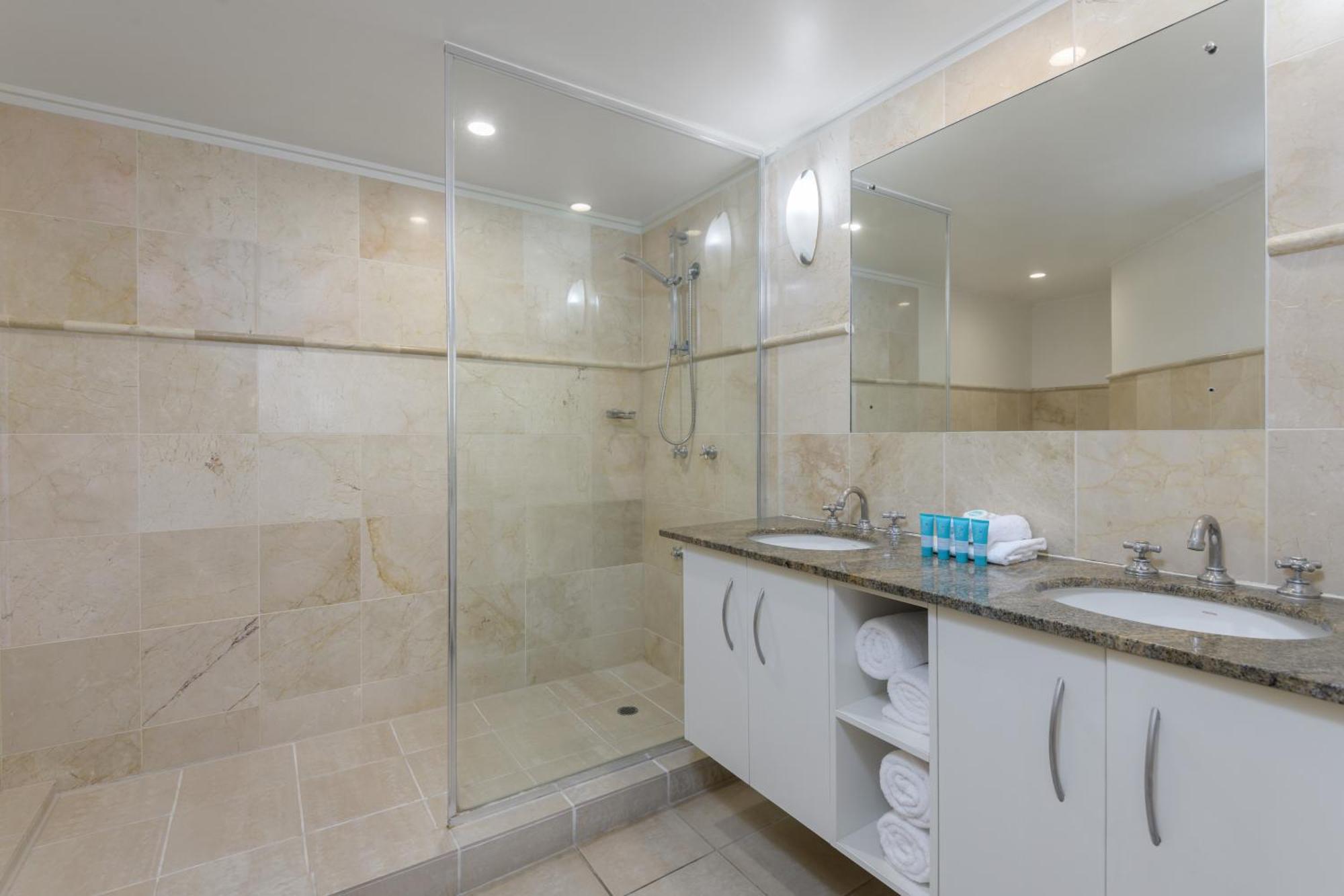 Mandalay Luxury Beachfront 5* Port Douglas